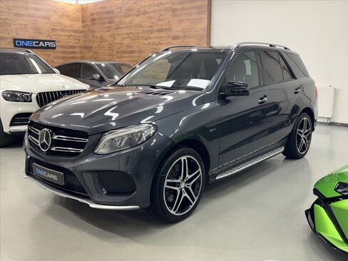 Mercedes-Benz GLE SUV / Terénní 3,0 l 270 kw