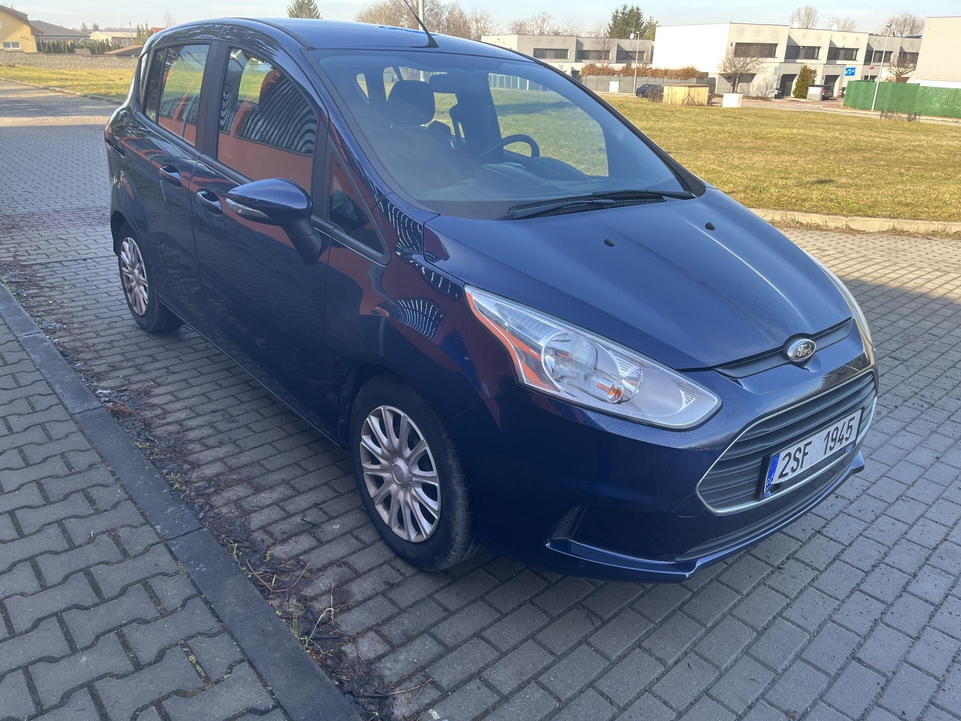 Ford B-MAX Kombi 1,5 l 55 kw