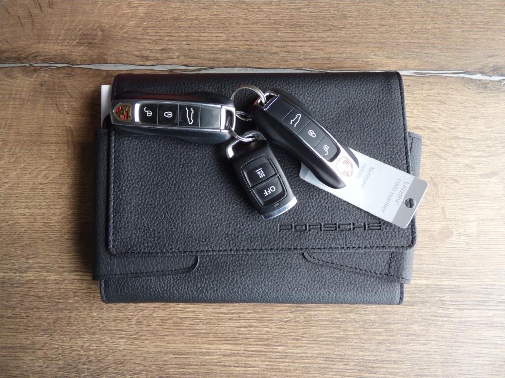 Porsche Cayenne SUV 2,9 l 324 kw