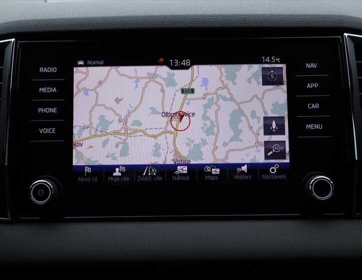 Škoda Karoq SUV 1,5 l 110 kw