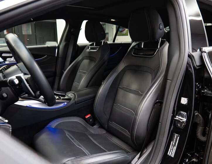 Mercedes-Benz AMG GT SUV / Terénní 4,0 l 430 kw