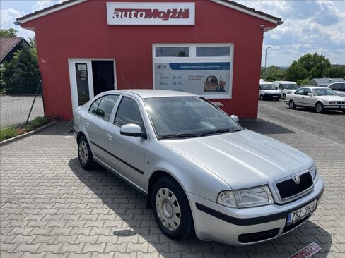 Škoda Octavia Sedan / Limuzína 1,9 l 74 kw