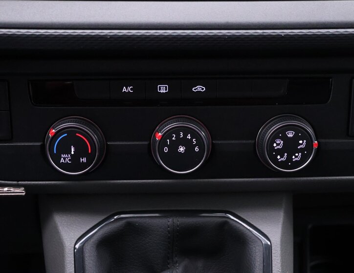 Volkswagen Transporter Kombi 2,0 l 81 kw