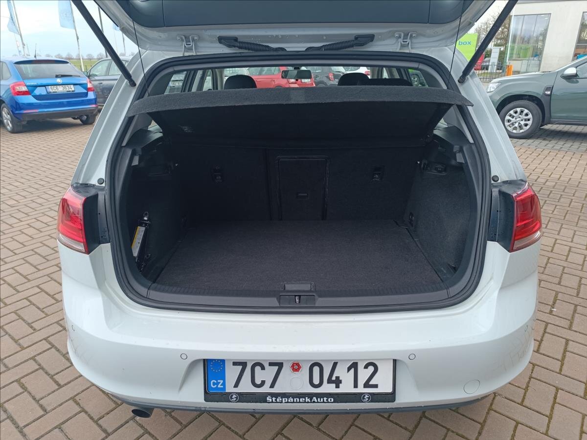 Volkswagen Golf Hatchback 1,2 l 81 kw