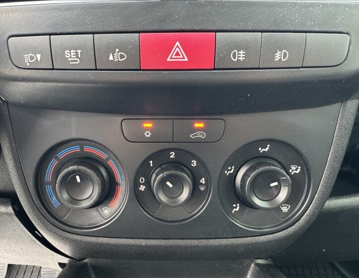 Fiat Dobló cargo Skříň 1,4 l 70 kw