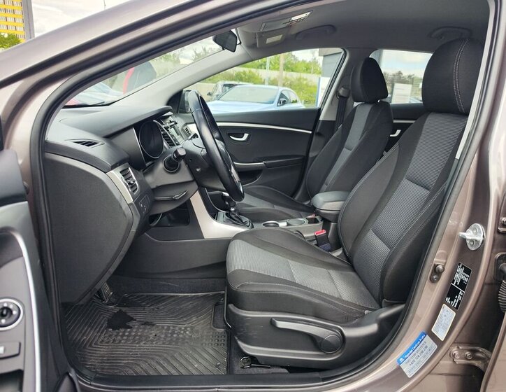 Hyundai i30 Kombi 1,6 l 88 kw