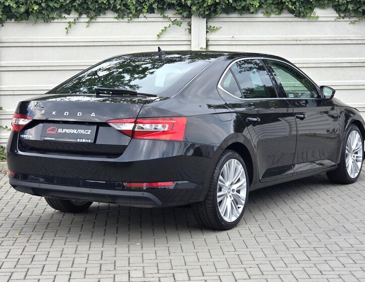 Škoda Superb Liftback 2,0 l 110 kw