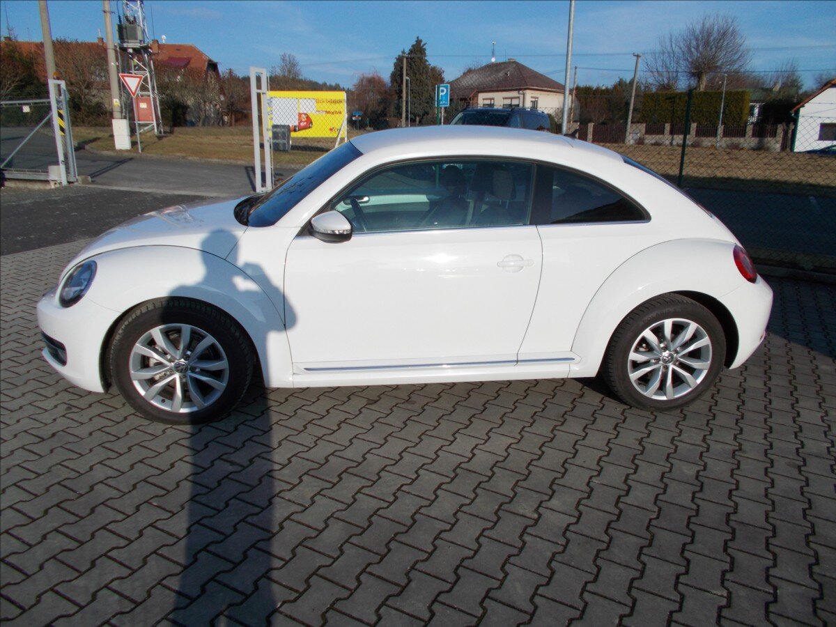 Volkswagen Beetle Hatchback 1,2 l 77 kw