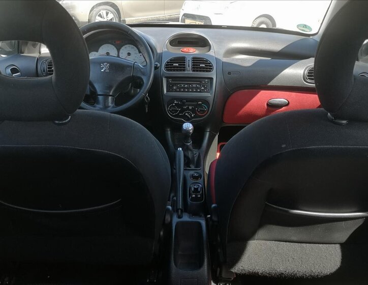 Peugeot 206 Hatchback 1,4 l 50 kw