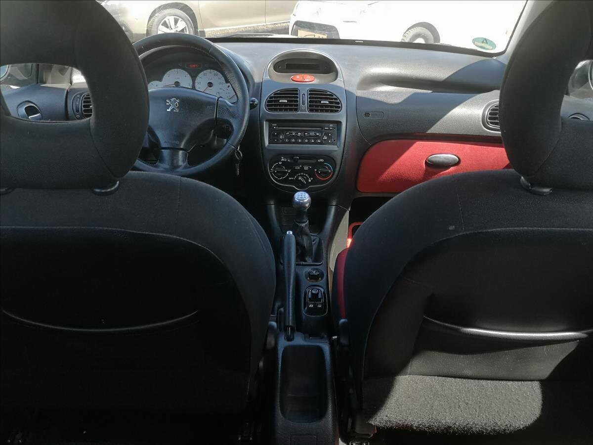 Peugeot 206 Hatchback 1,4 l 50 kw