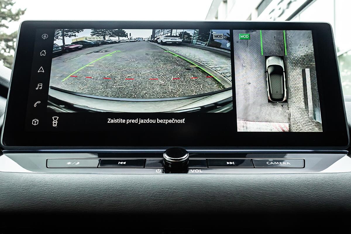 Nissan Qashqai SUV / Terénní 1,3 l 116 kw