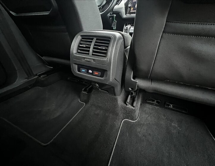 Volkswagen Touran Kombi 1,6 l 85 kw