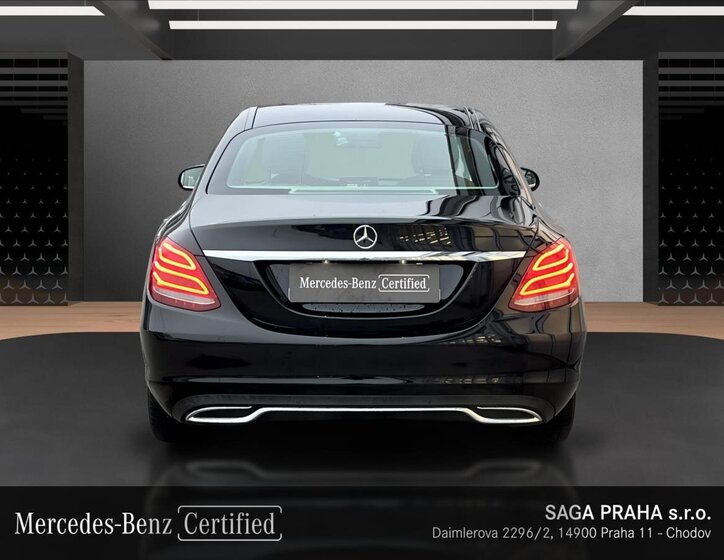 Mercedes-Benz Třídy C Sedan 2,1 l 100 kw