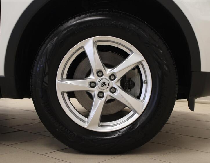 Land Rover Discovery Sport 30