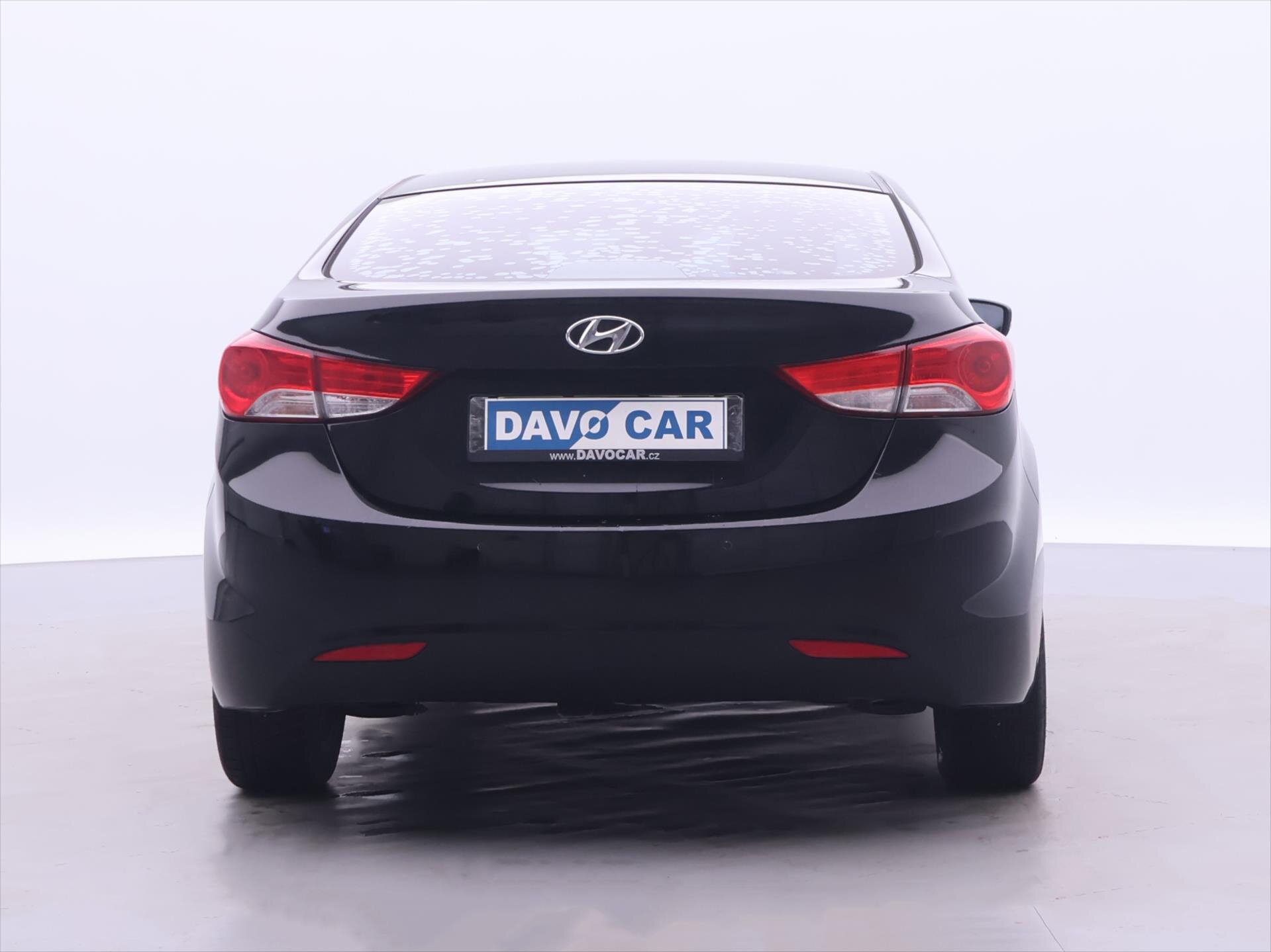 Hyundai Elantra Sedan 1,6 l 97 kw