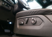 Cadillac Escalade 16