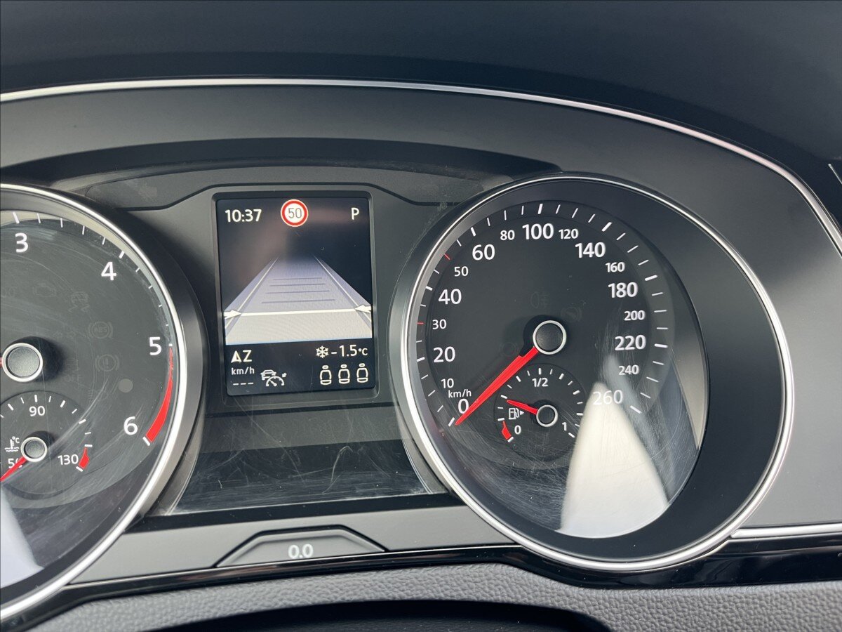 Volkswagen Passat Kombi 2,0 l 110 kw