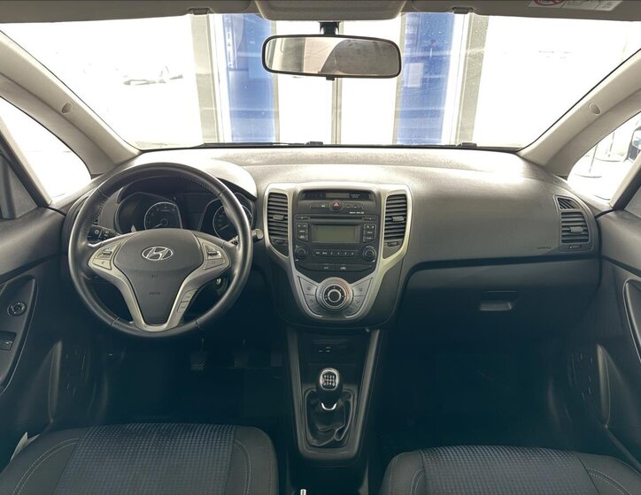Hyundai ix20 8