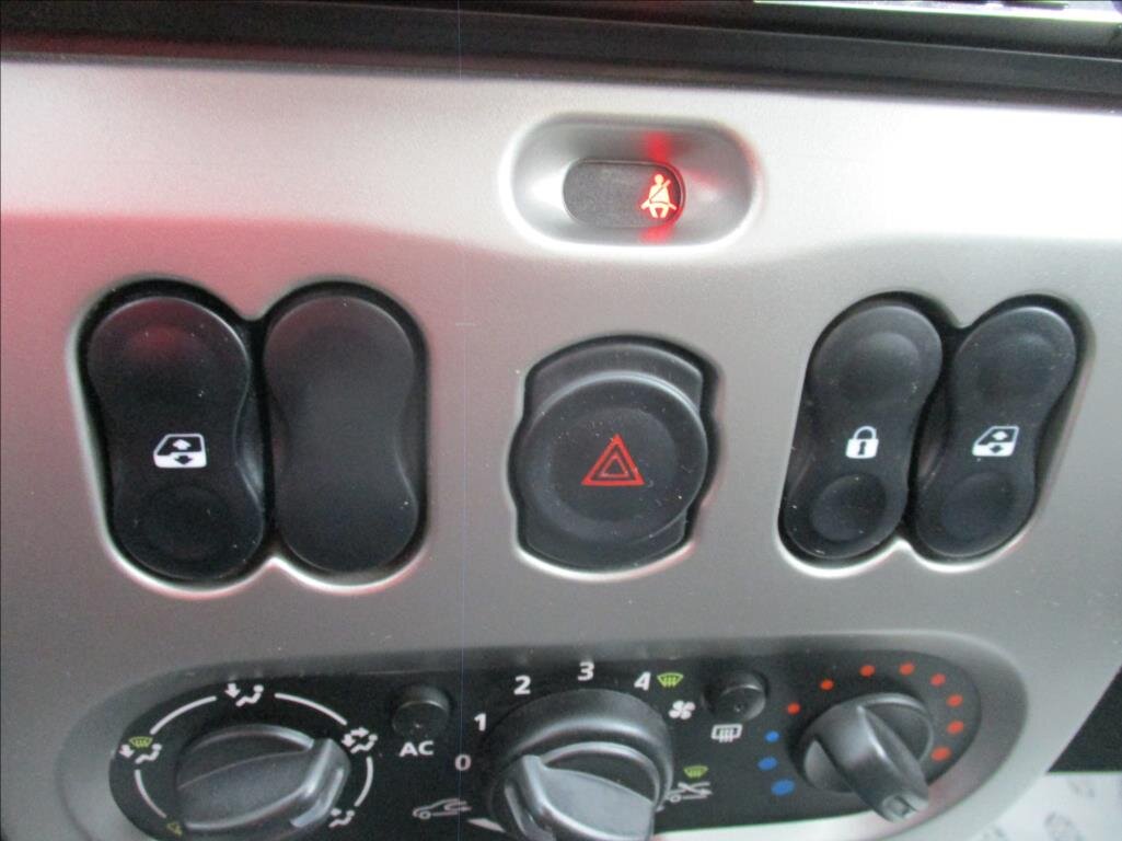 Dacia Duster SUV 1,6 l 77 kw