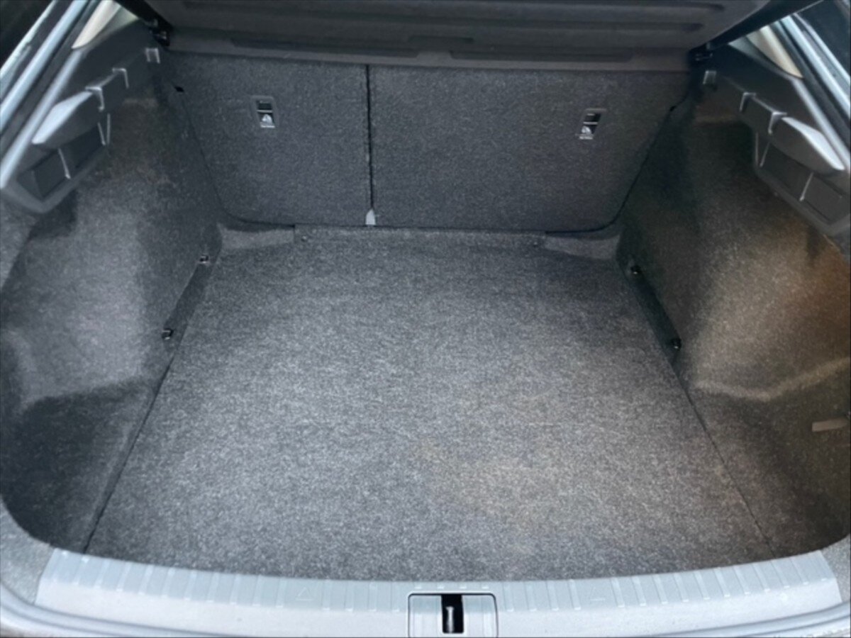 Škoda Octavia Sedan 999,0 81 kw