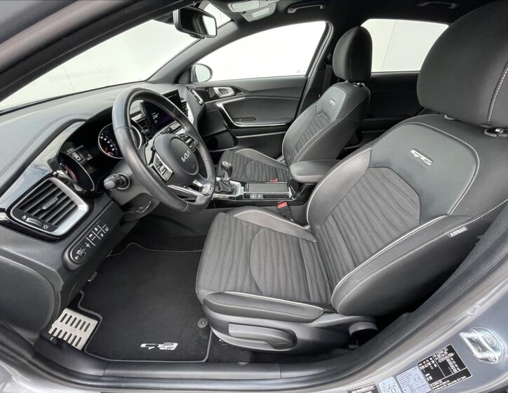 KIA ProCeed Kombi 1,5 l 118 kw