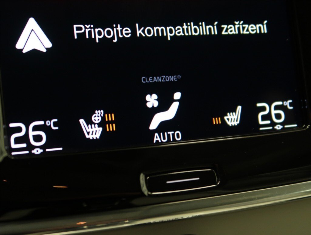 Volvo S90 Sedan / Limuzína 2,0 l 173 kw