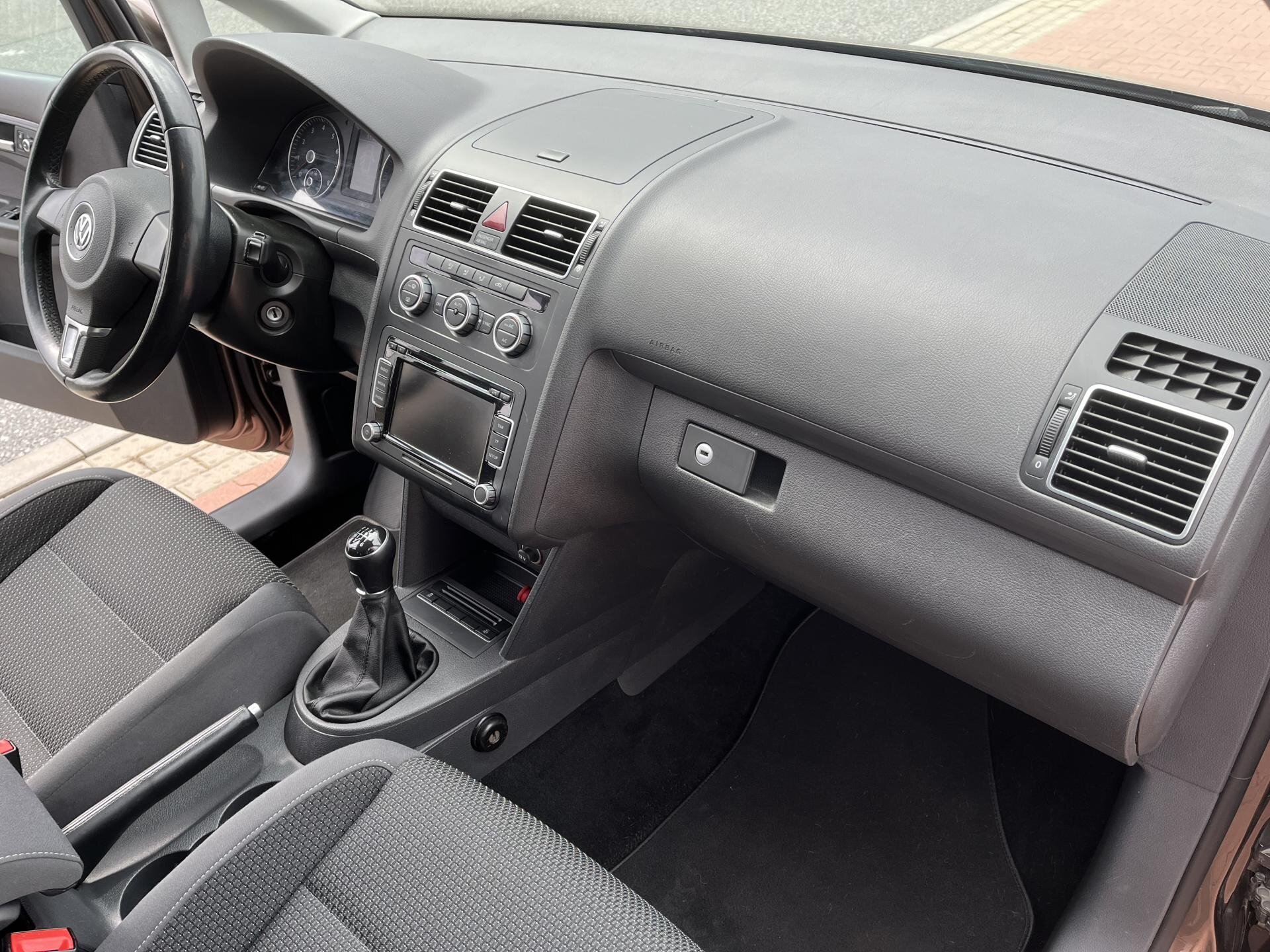 Volkswagen Touran Ostatní 1,2 l 77 kw