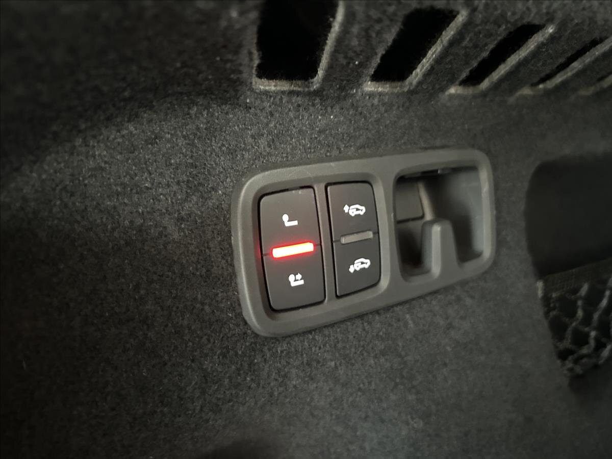 Audi Q8 SUV / Terénní 3,0 l 250 kw