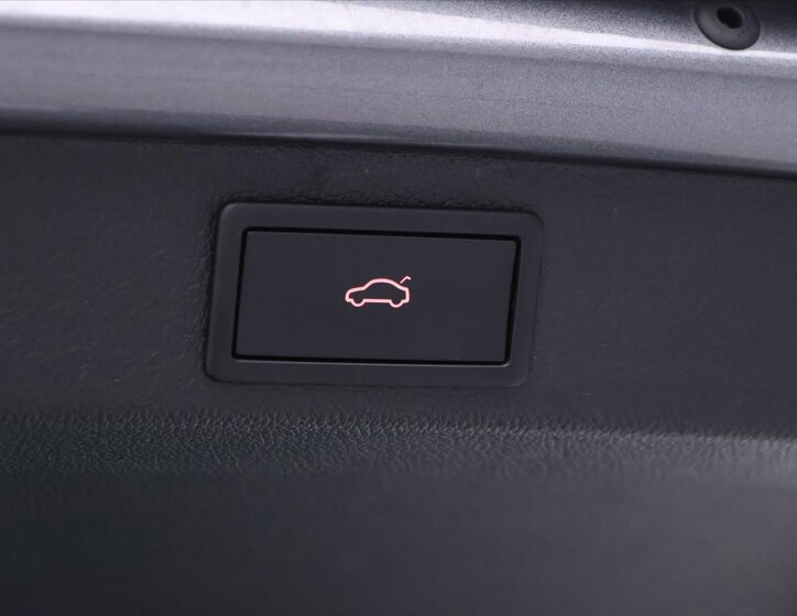 Škoda Superb Kombi 2,0 l 147 kw