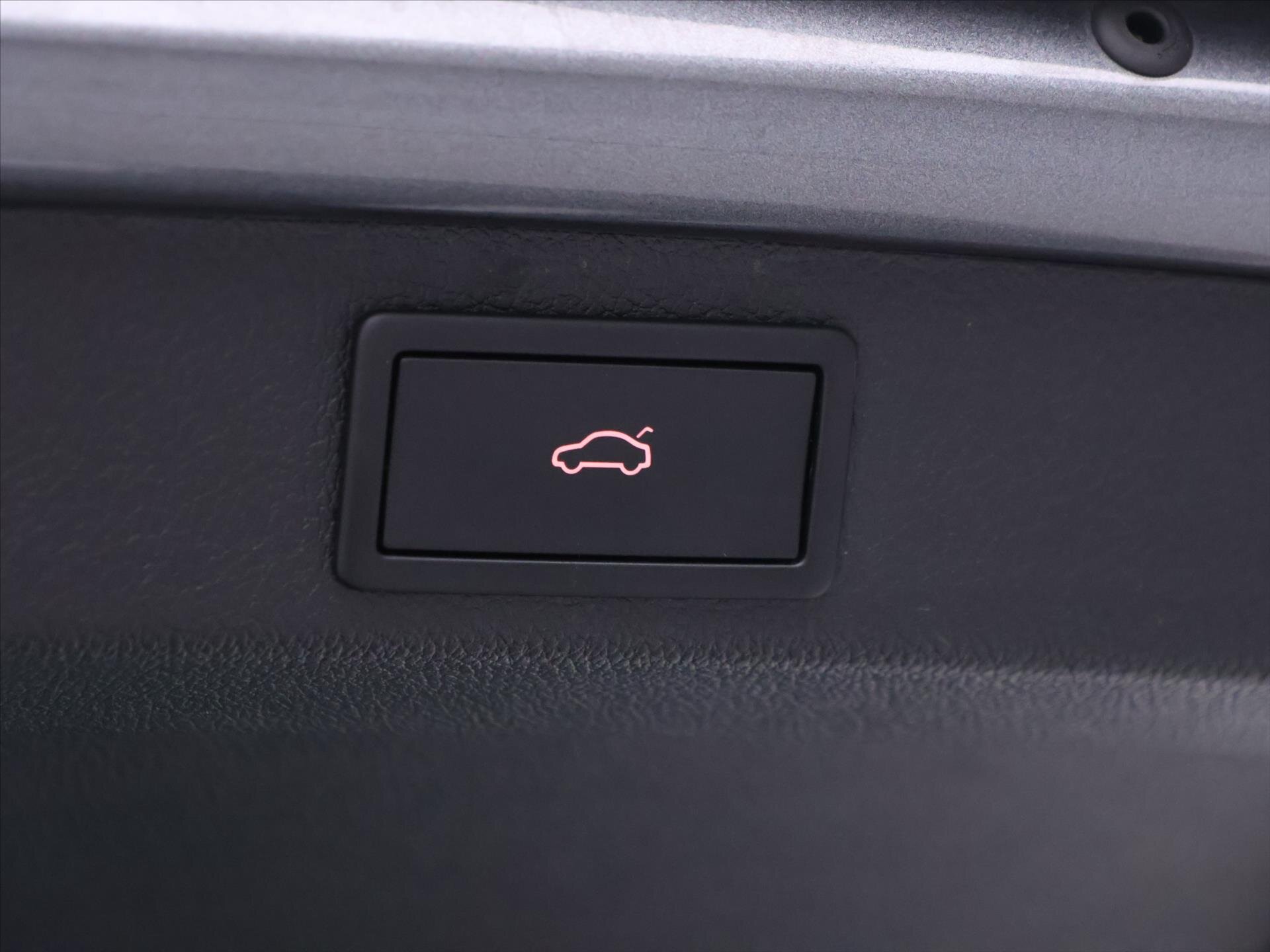 Škoda Superb Kombi 2,0 l 147 kw