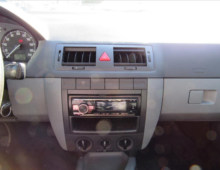 Škoda Fabia Hatchback 1,2 l 40 kw