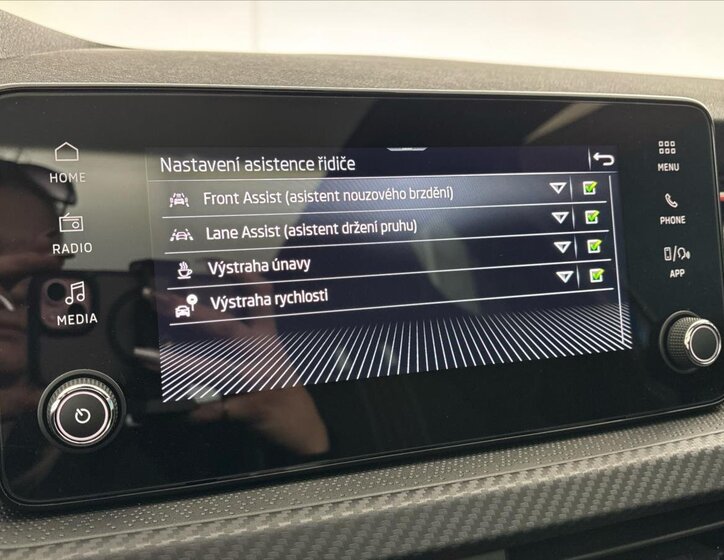 Škoda Scala Hatchback 999,0 85 kw