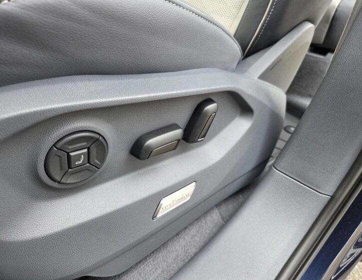 Volkswagen Touareg SUV 3,0 l 210 kw