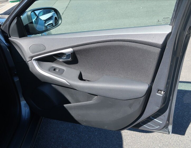 Volvo V40 Hatchback 1,6 l 88 kw