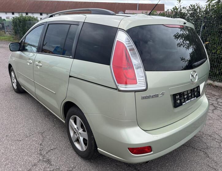 Mazda 5 8