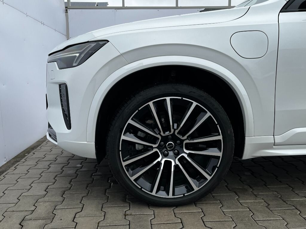 Volvo XC90 SUV 2,0 l 335 kw