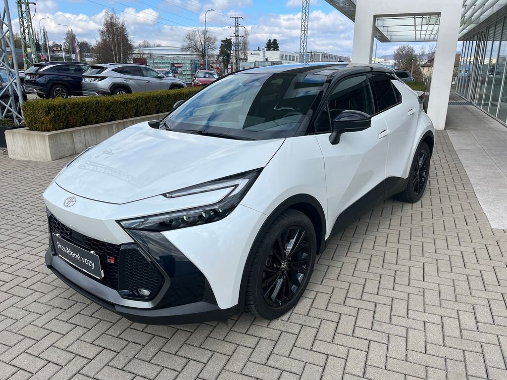 Toyota C-HR SUV / Terénní 2,0 l 145 kw