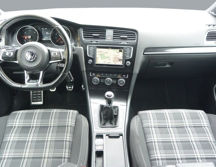 Volkswagen Golf Kombi 2,0 l 135 kw