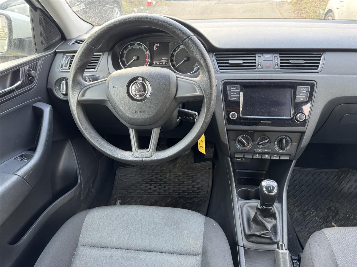 Škoda Rapid Hatchback 999,0 70 kw