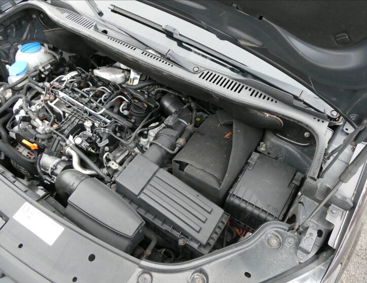 Volkswagen Caddy Kombi 1,6 l 75 kw