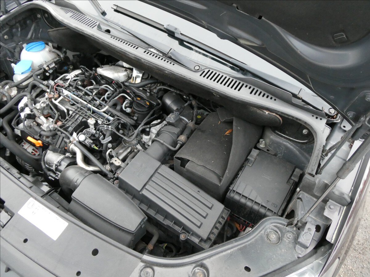 Volkswagen Caddy Kombi 1,6 l 75 kw