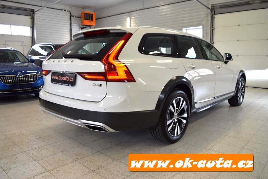 Volvo V90 Kombi 2,0 l 140 kw