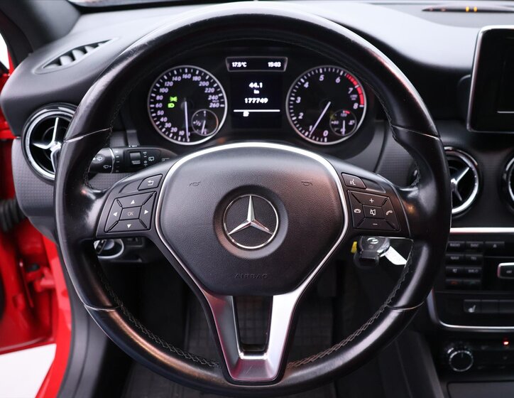 Mercedes-Benz Třídy A 14