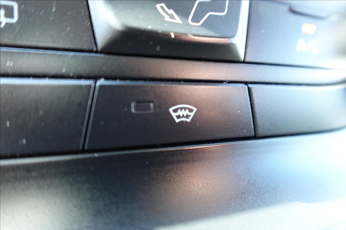 Ford Transit Ostatní 2,0 l 77 kw