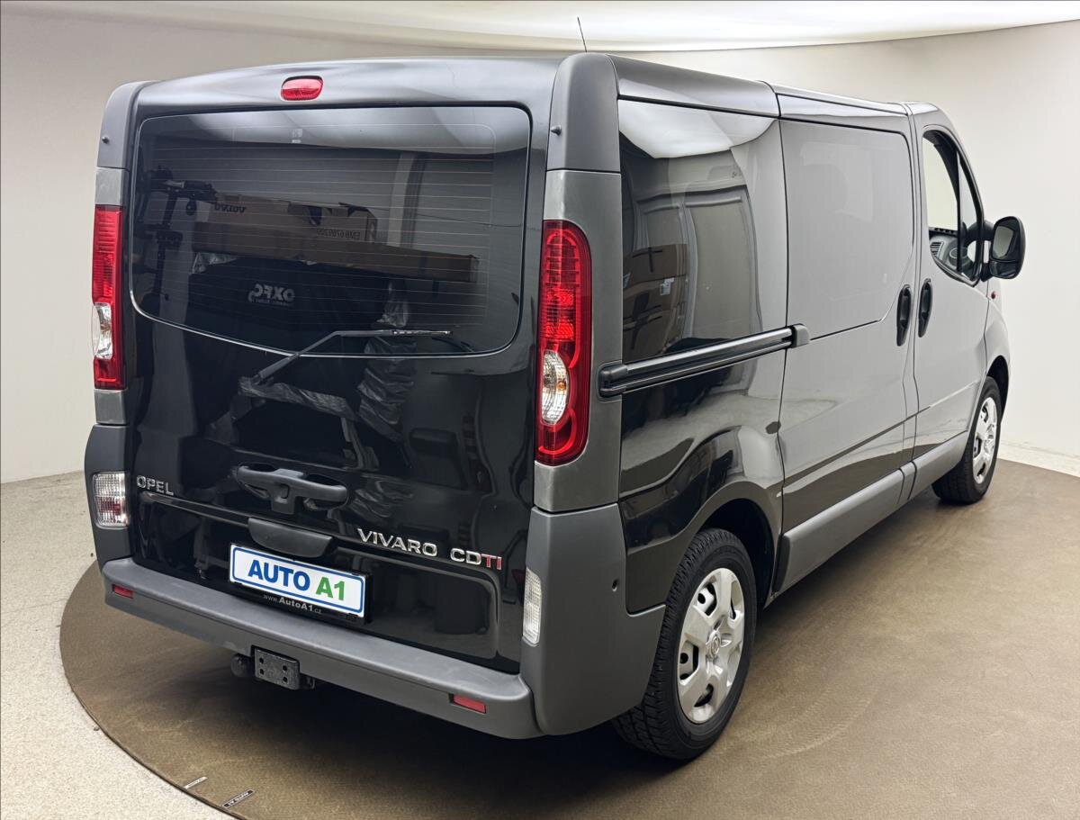 Opel Vivaro Kombi 2,0 l 84 kw