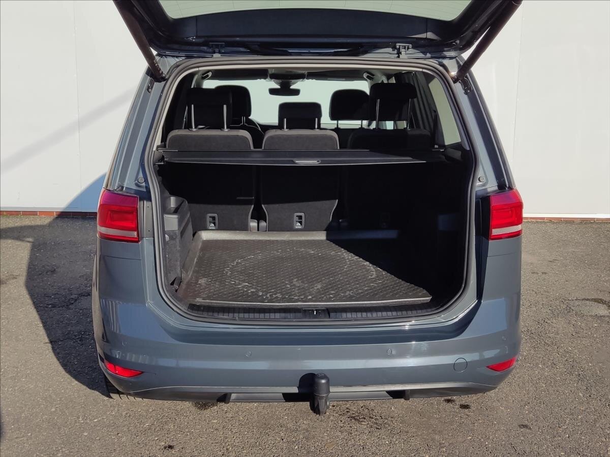 Volkswagen Touran MPV 1,5 l 110 kw