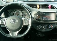 Toyota Yaris 9