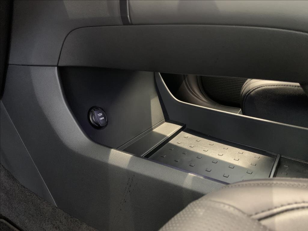 Hyundai Santa Fe SUV 1,6 l 178 kw