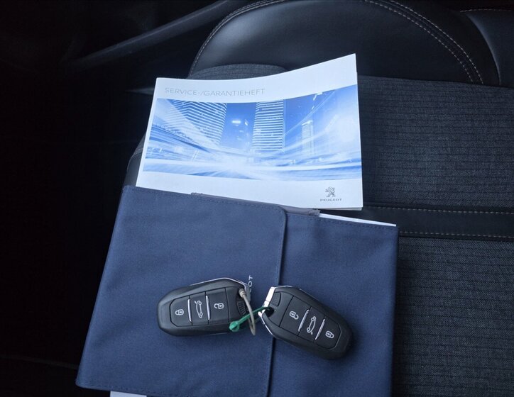 Peugeot 5008 SUV / Terénní 1,6 l 88 kw