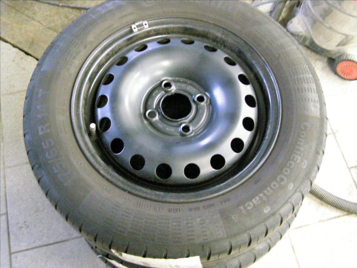 Volkswagen up! Hatchback 999,0 44 kw